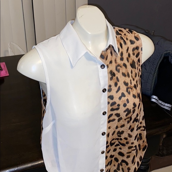 Half white, half cheetah top - Picture 4 of 4